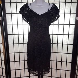 Awesome ladies dress size small (NWT)